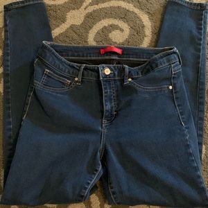 Jennifer Lopez Skinny Jeans size 8